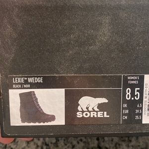 Sorel Lexie wedge boots blue plaid new in box
